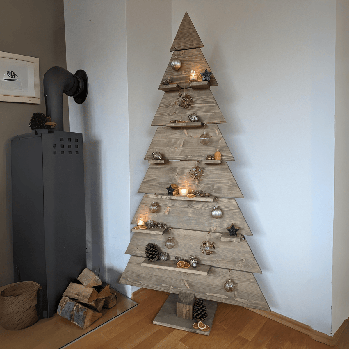 Weihnachtsbaum-Alternativen im Vergleich: Tanne, Kunststoff, Topf oder Holz - Baumkrone
