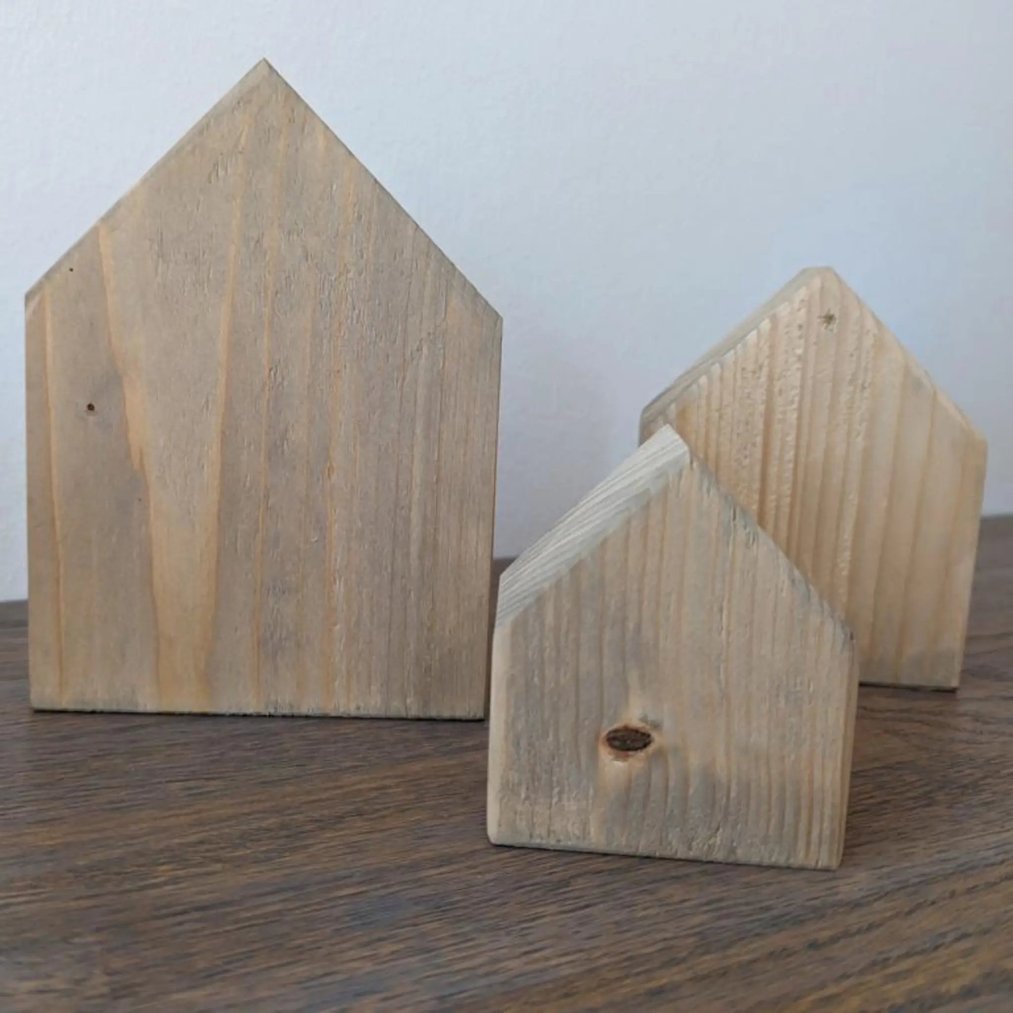 Deko-Holzhaus aus Fichtenholz - Baumkrone