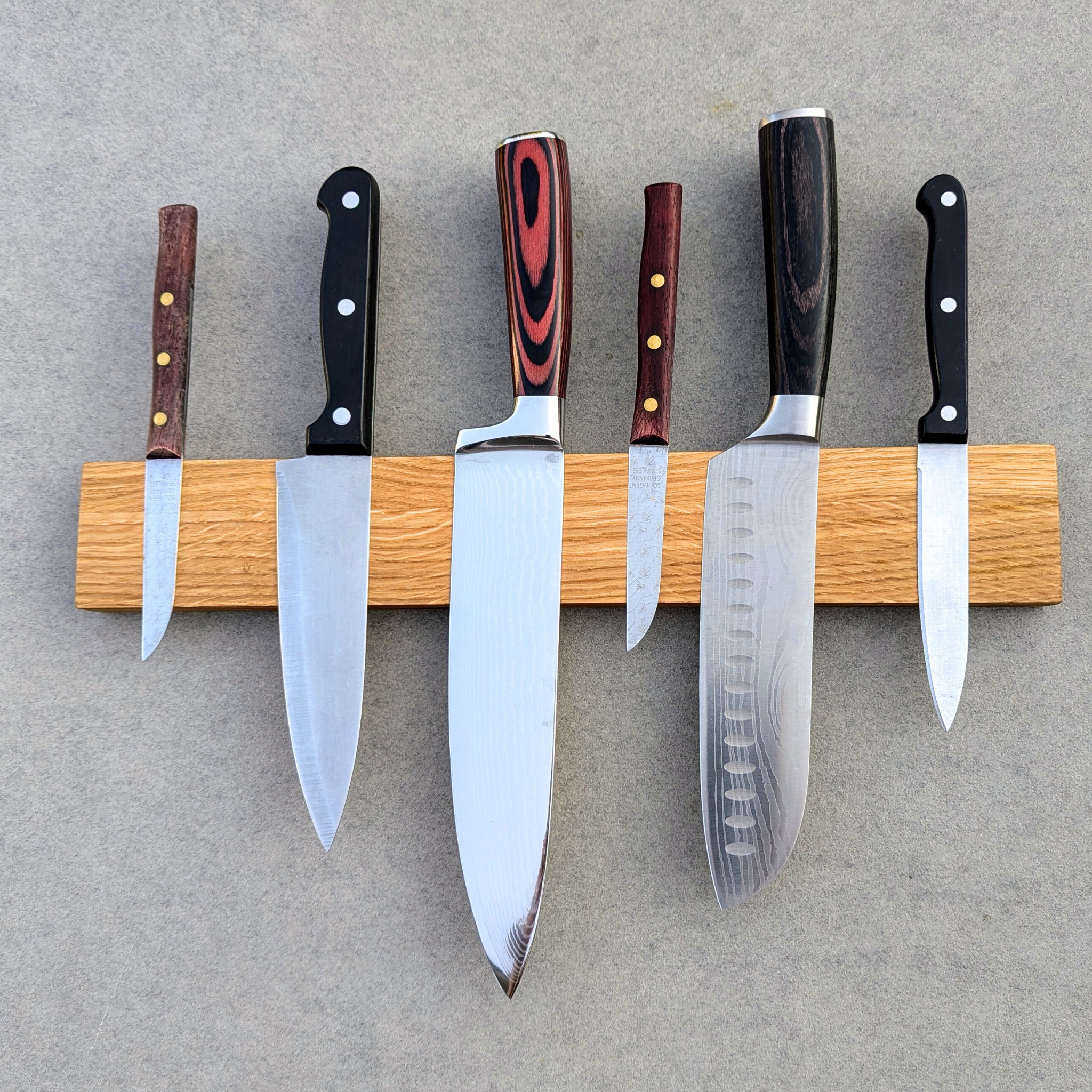 Elegante magnetische Messerleiste aus Eichenholz - Baumkrone