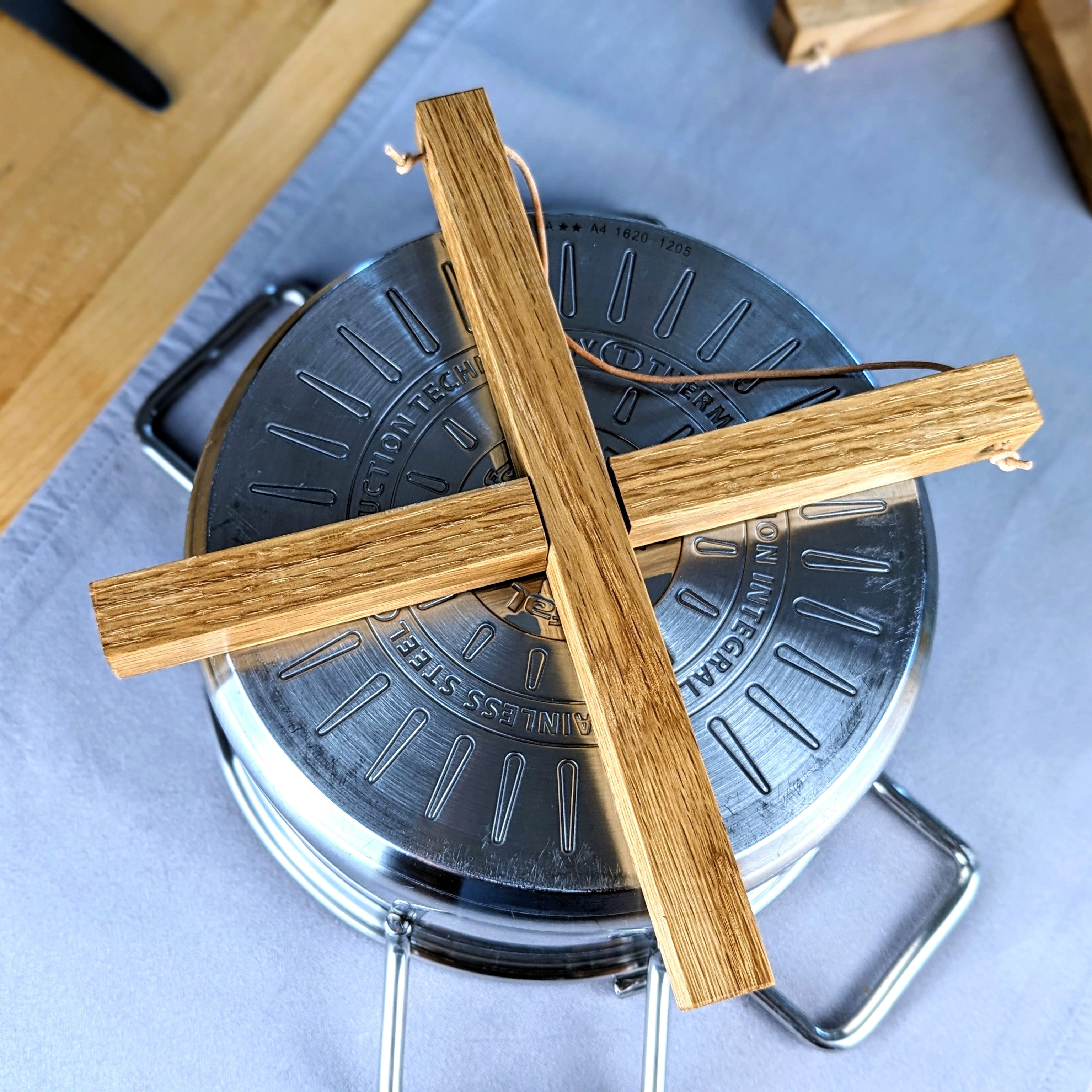 Topf-Untersetzer aus Holz - Baumkrone