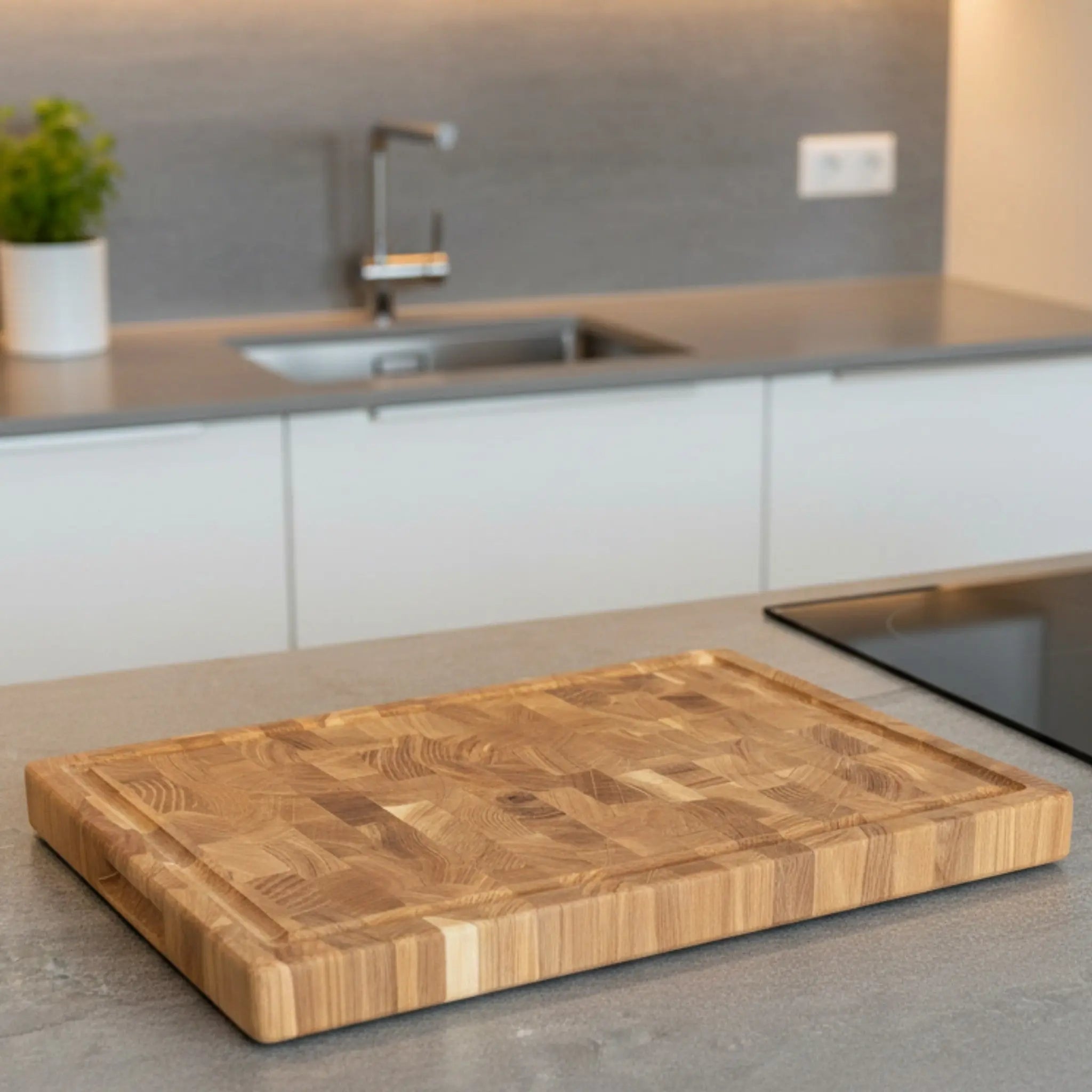 Premium Schneidebrett aus Eichenstirnholz (auch mit Saftrinne)