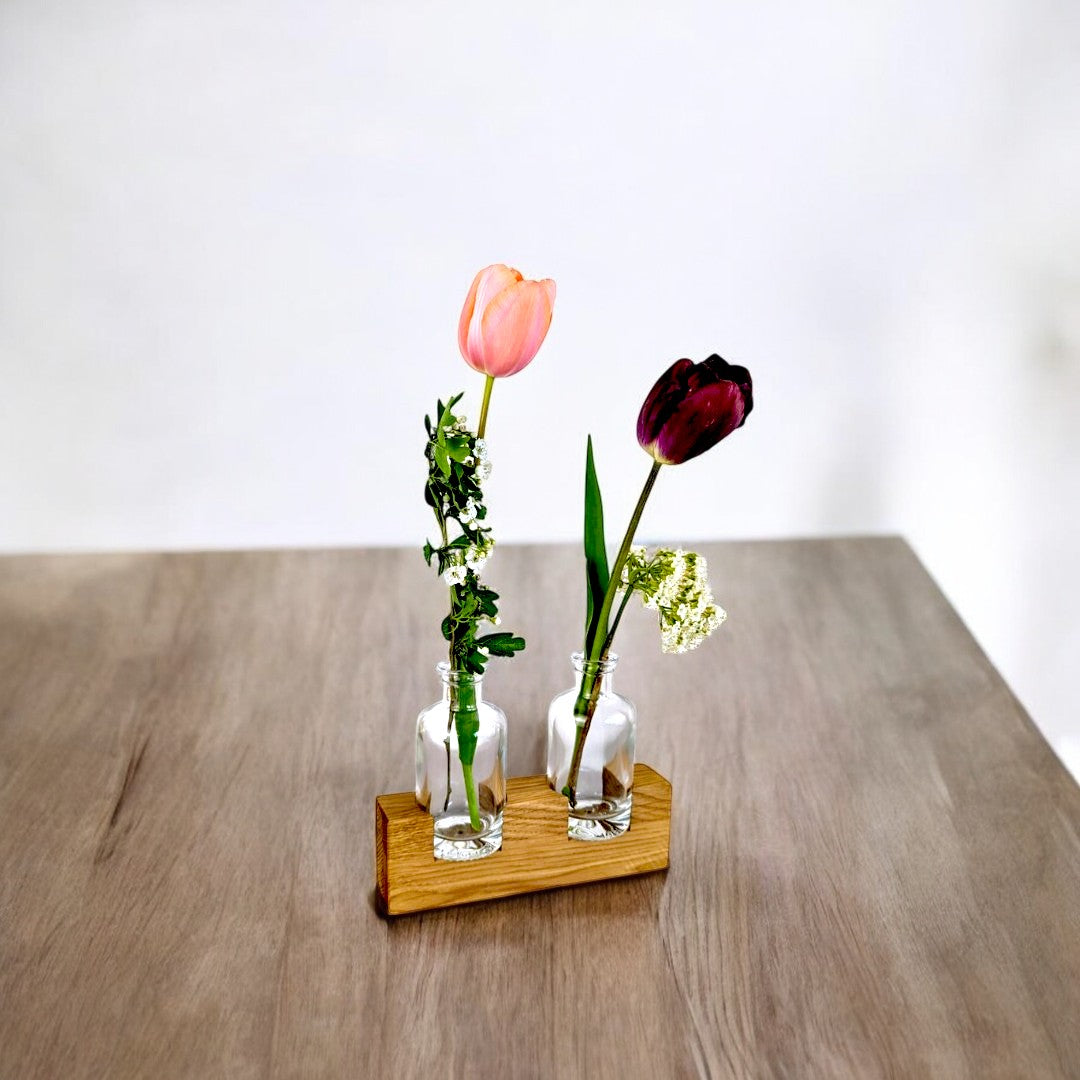 Tischvase: Eichenholzständer mit Apothekerfläschchen - Baumkrone