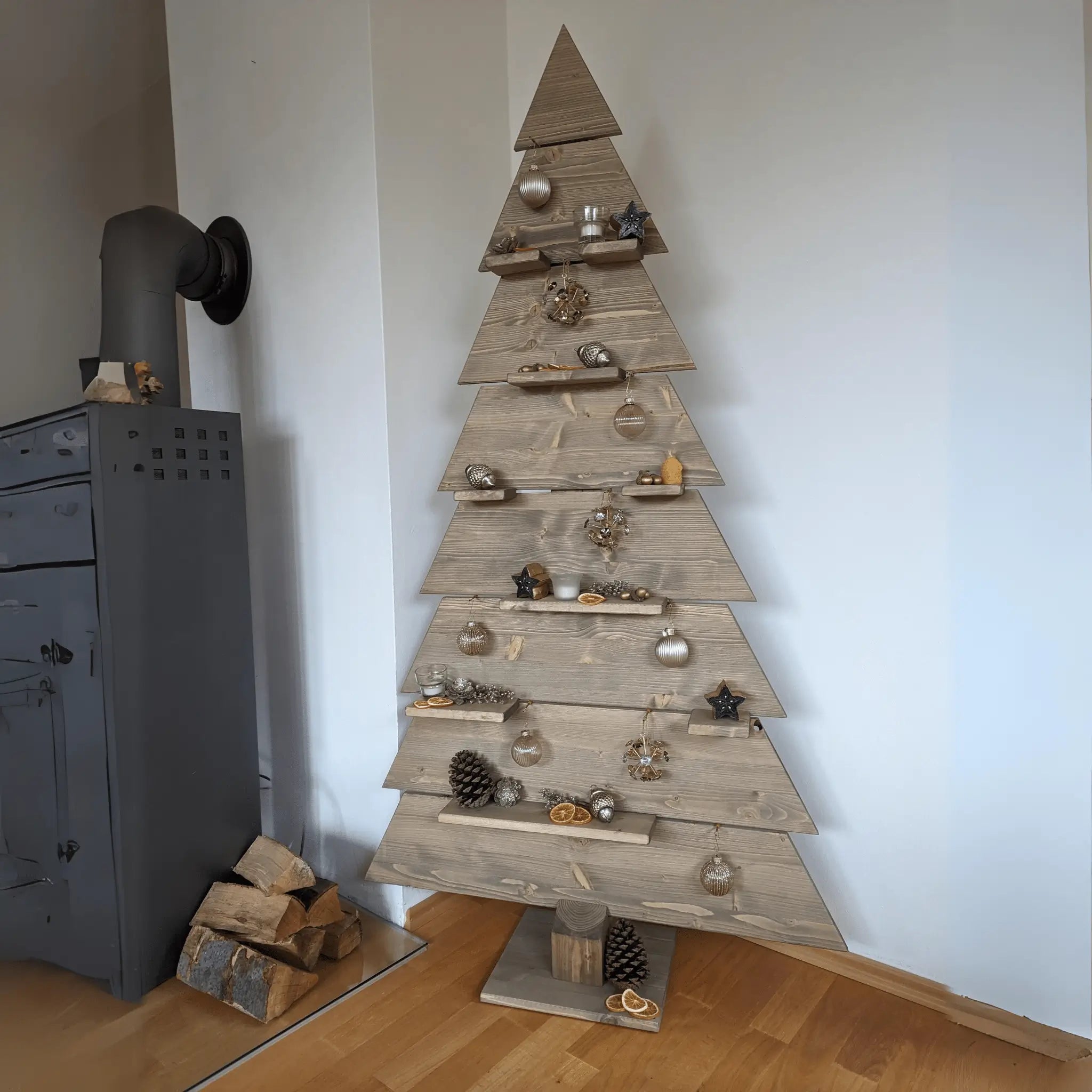 Nachhaltiger Holzweihnachtsbaum (Vorbesteller: Lieferung ab Sept. 2026) - Baumkrone